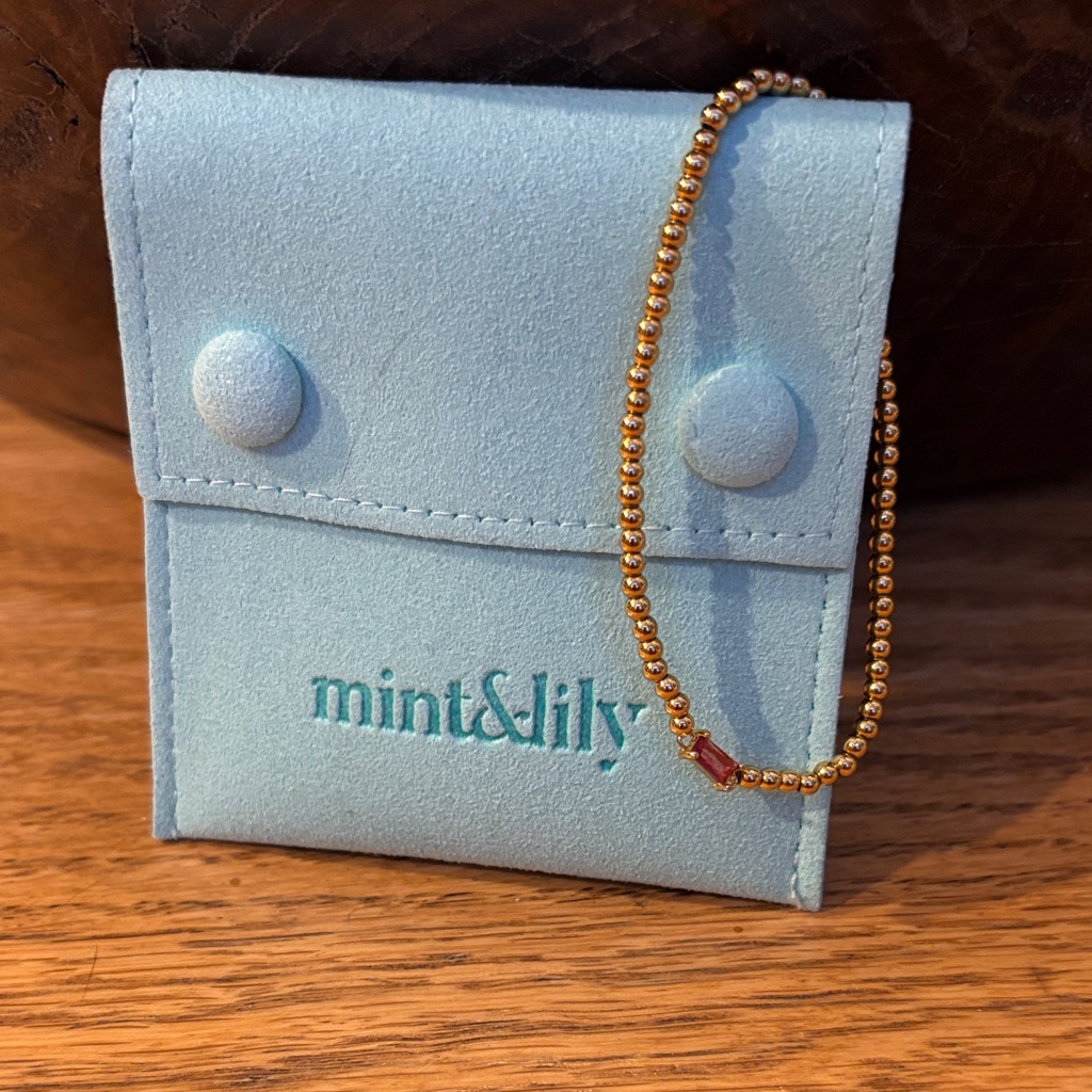 Mint&Lily Gold Plated Stretch Bracelet